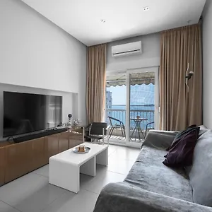 apt-awesome-sea-view-nilie-hospitality-mgmt.hotelschalkidiki.net/